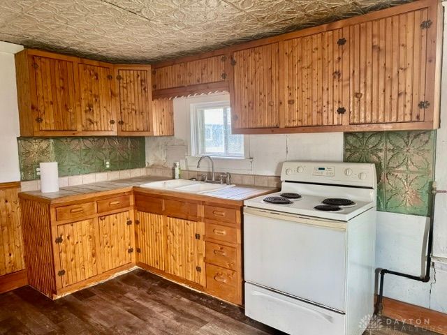 202 Sycamore Street, Medway, OH 45341