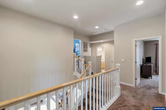2516 Laura Vista Dr NW, Albany, OR 97321