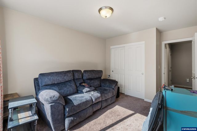 2516 Laura Vista Dr NW, Albany, OR 97321