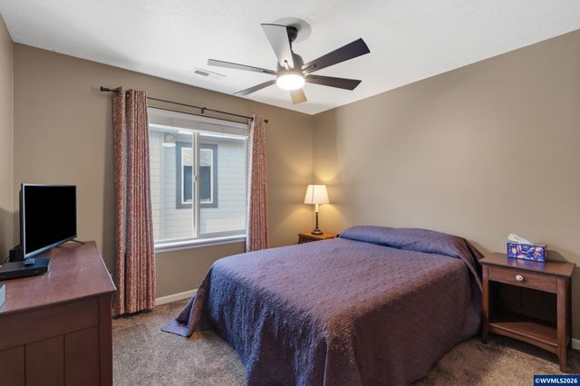 2516 Laura Vista Dr NW, Albany, OR 97321