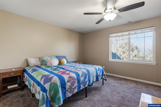 2516 Laura Vista Dr NW, Albany, OR 97321