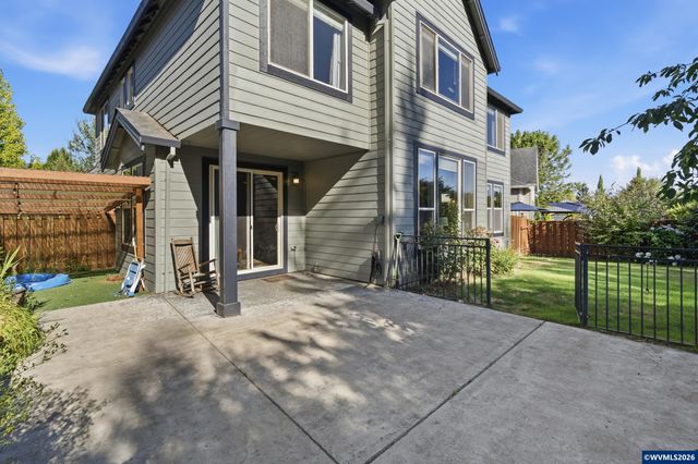 2516 Laura Vista Dr NW, Albany, OR 97321