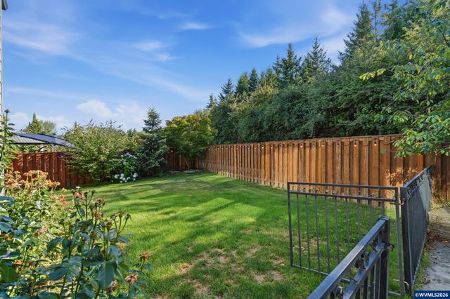 2516 Laura Vista Dr NW, Albany, OR 97321