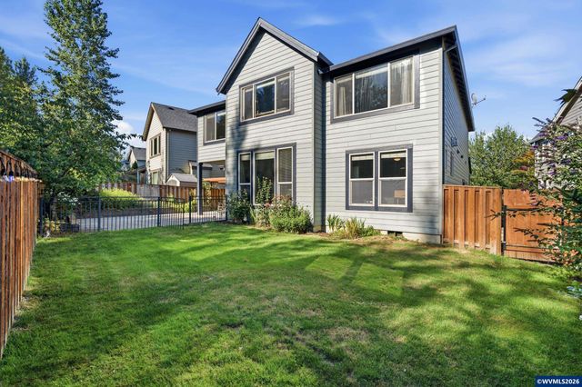 2516 Laura Vista Dr NW, Albany, OR 97321