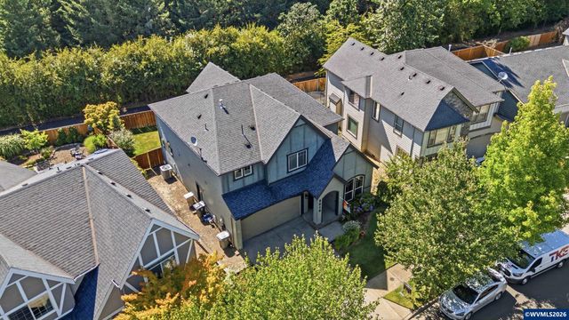 2516 Laura Vista Dr NW, Albany, OR 97321