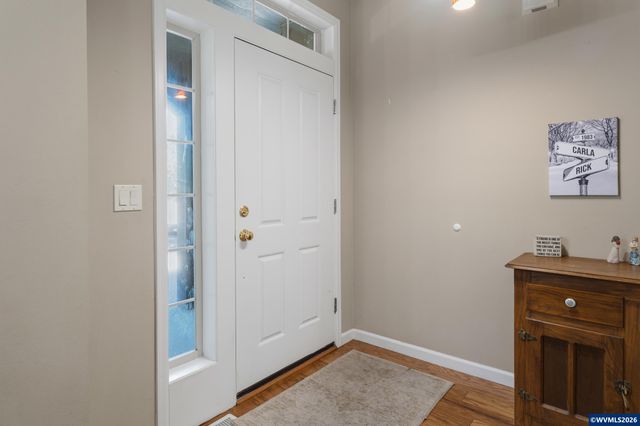 2516 Laura Vista Dr NW, Albany, OR 97321