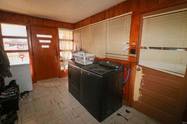 204 N Meridian Street, Redkey, IN 47373