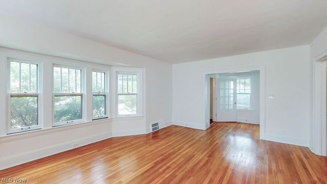 3110 Coleridge Road, Cleveland Heights, OH 44118