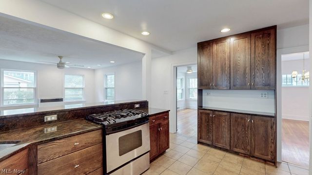 3110 Coleridge Road, Cleveland Heights, OH 44118