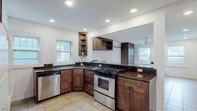 3110 Coleridge Road, Cleveland Heights, OH 44118