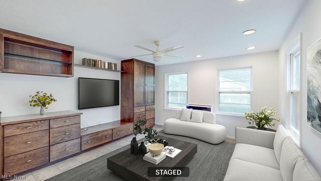 3110 Coleridge Road, Cleveland Heights, OH 44118