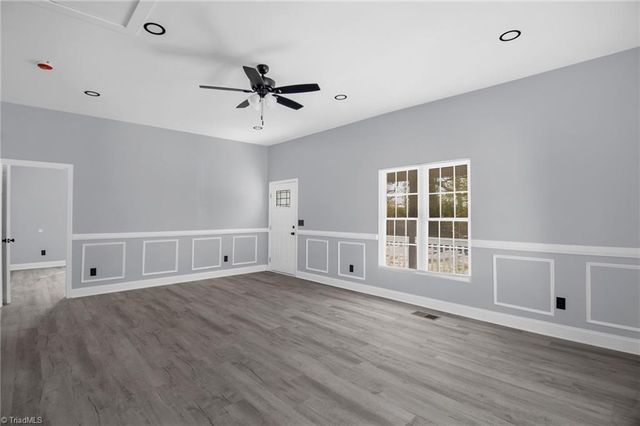 1132 W Green Street, Thomasville, NC 27360