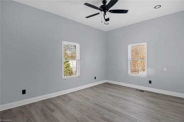 1132 W Green Street, Thomasville, NC 27360