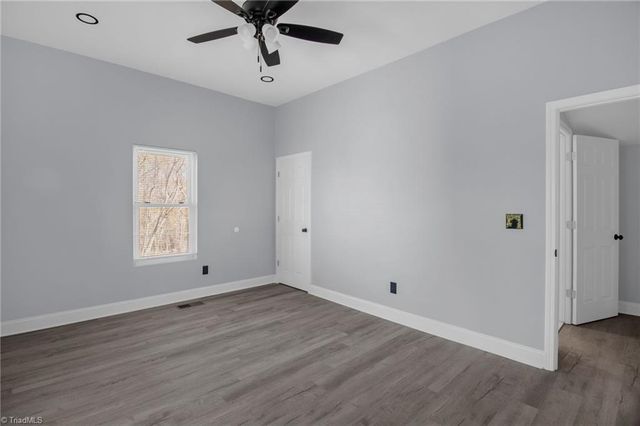 1132 W Green Street, Thomasville, NC 27360