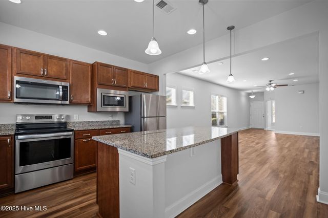 439 Deveraux Drive, Wilmington, NC 28412