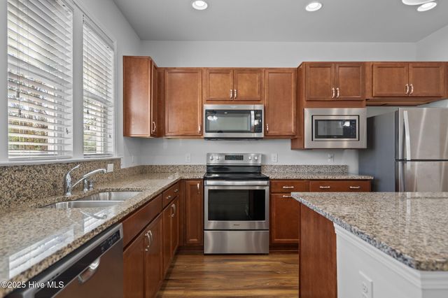 439 Deveraux Drive, Wilmington, NC 28412