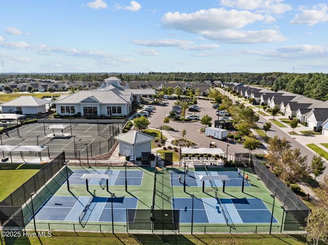 439 Deveraux Drive, Wilmington, NC 28412