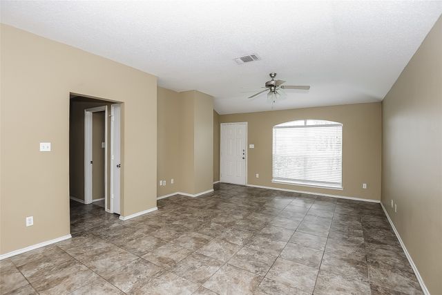 7001 Avington Way, Fort Worth, TX 76133