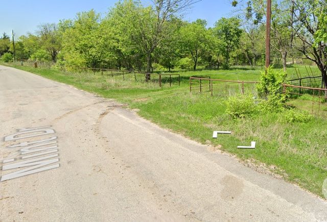 704 Mint Drive, Burleson, TX 76028