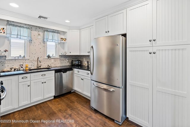 57 Ocean Avenue, Manasquan, NJ 08736