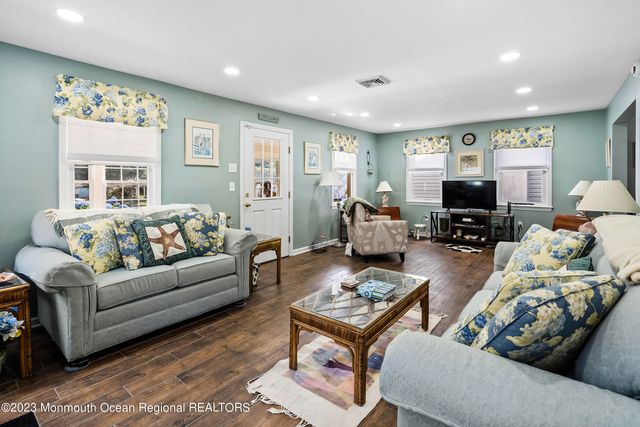 57 Ocean Avenue, Manasquan, NJ 08736