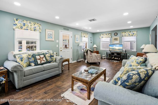 57 Ocean Avenue, Manasquan, NJ 08736