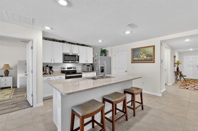 4656 CROSSROADS LANE, Wildwood, FL 34785