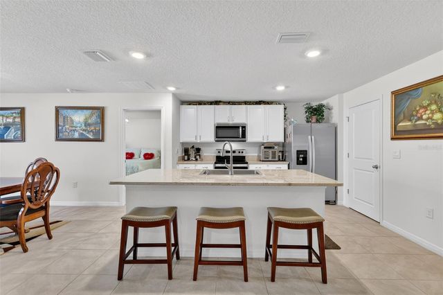 4656 CROSSROADS LANE, Wildwood, FL 34785