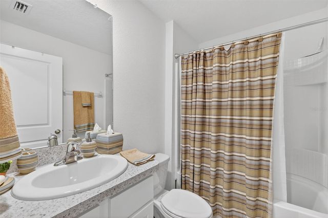 4656 CROSSROADS LANE, Wildwood, FL 34785