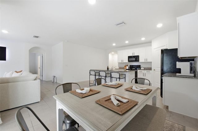 6878 WAGON TRAIL STREET, Zephyrhills, FL 33541