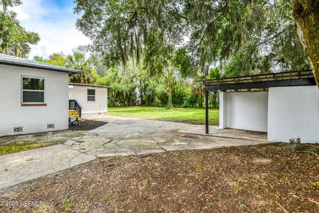 2405 PRESIDENT Street, Palatka, FL 32177