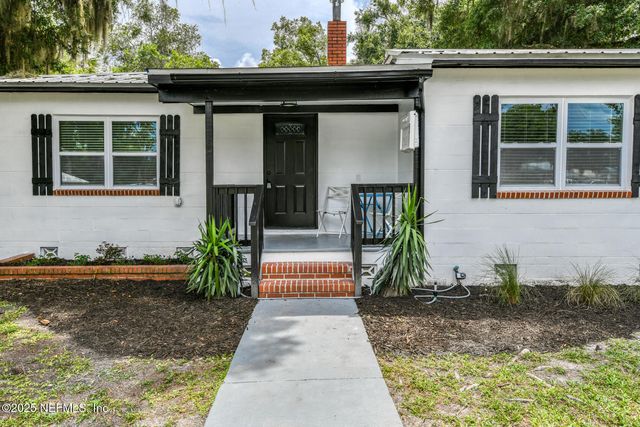 2405 PRESIDENT Street, Palatka, FL 32177