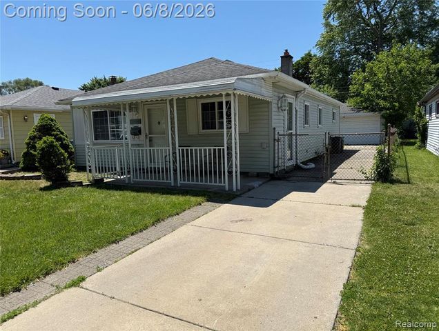 4810 Campbell Street, Dearborn Heights, MI 48125