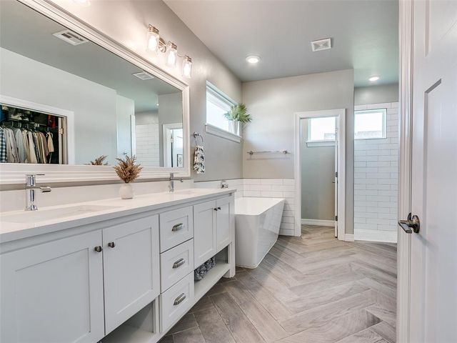 8417 NW 132nd Street, Oklahoma City, OK 73142