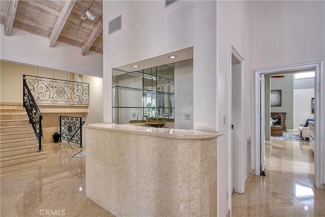 4414 Park Mallorca, Calabasas, CA 91302