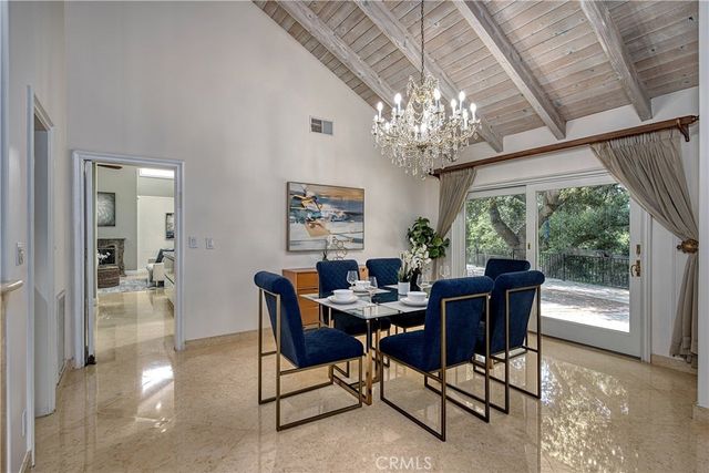 4414 Park Mallorca, Calabasas, CA 91302