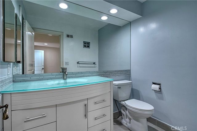 4414 Park Mallorca, Calabasas, CA 91302