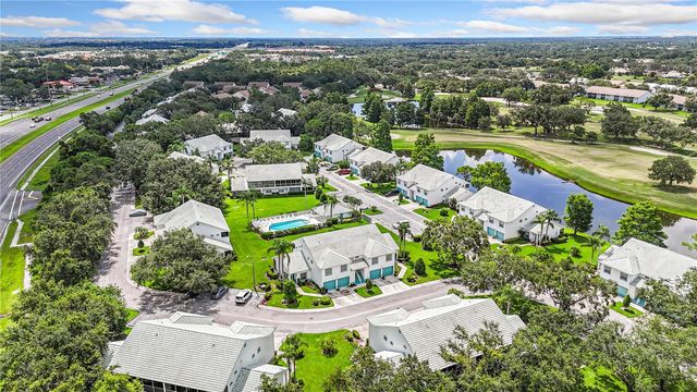 6582 FAIRWAY GARDENS DRIVE 6582, Bradenton, FL 34203