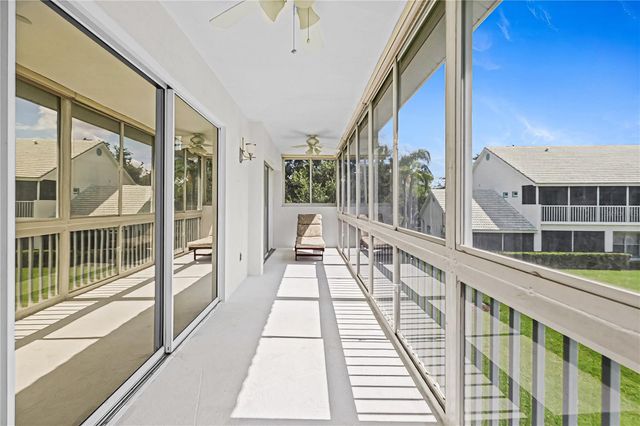 6582 FAIRWAY GARDENS DRIVE 6582, Bradenton, FL 34203