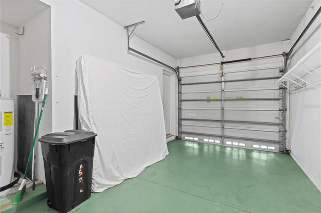 6582 FAIRWAY GARDENS DRIVE 6582, Bradenton, FL 34203