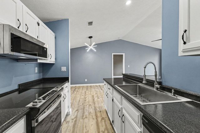 31 Rio Grande Circle, 11, Florence, KY 41042