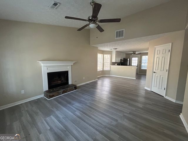 681 Senoia Road A, Tyrone, GA 30290