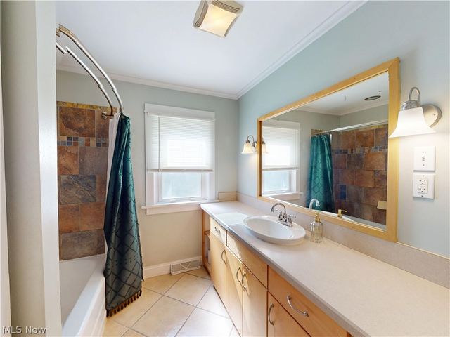 7996 Plains Road, Mentor, OH 44060