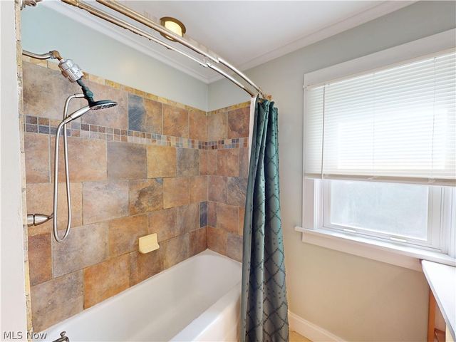 7996 Plains Road, Mentor, OH 44060