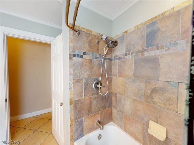 7996 Plains Road, Mentor, OH 44060