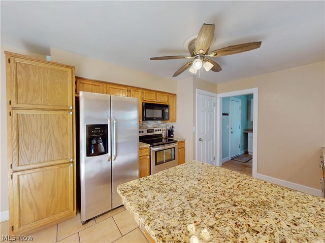 7996 Plains Road, Mentor, OH 44060