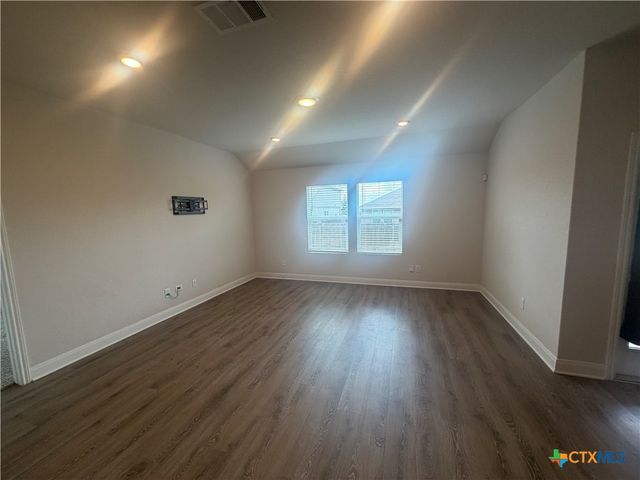 1433 Redwood Creek, Seguin, TX 78155