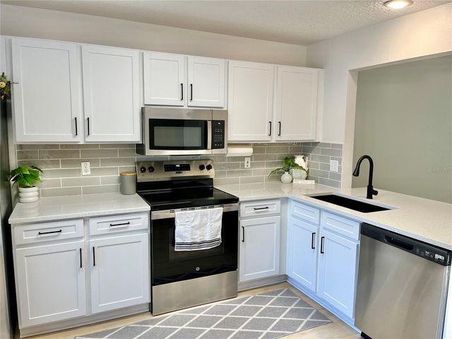 2355 WATER VIEW LOOP, Kissimmee, FL 34743