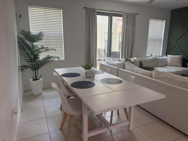 1091 NW 33RD Street, Pompano Beach, FL 33064
