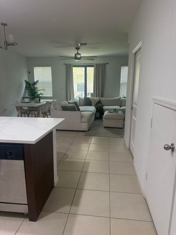1091 NW 33RD Street, Pompano Beach, FL 33064